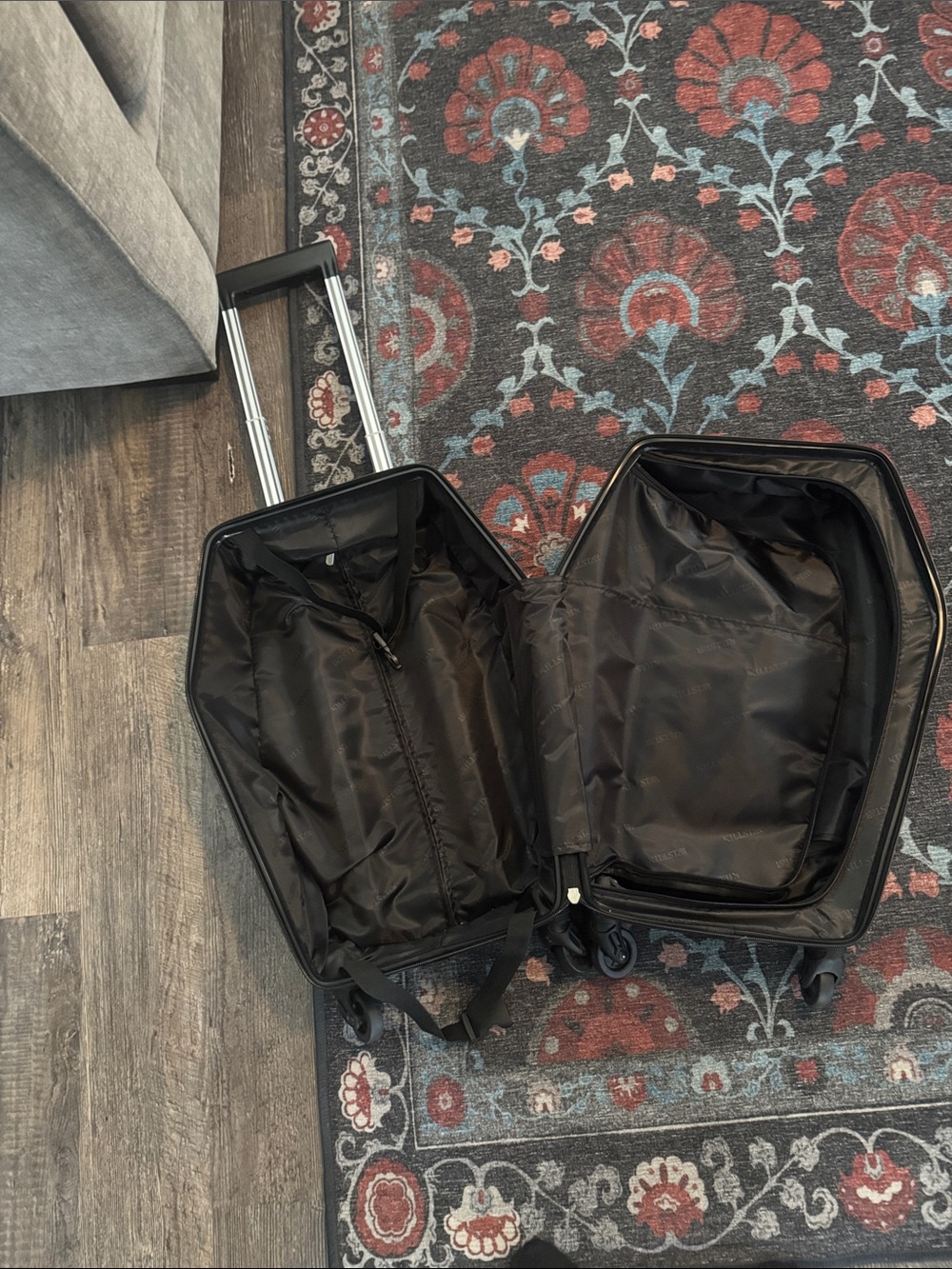 Killstar Small Coffin Suitcase - Picture 5 of 8